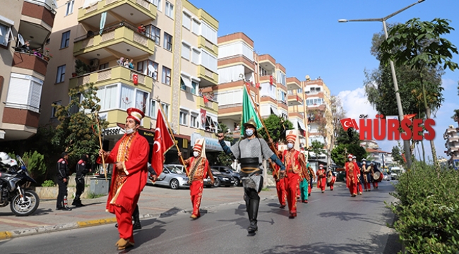 Alanya'da 23 Nisan'a mehterli kutlama