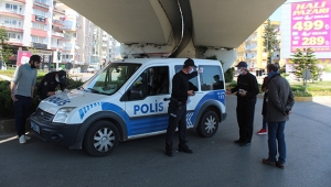 Antalya'da sokağa çıkan 955 kişiye idari işlem