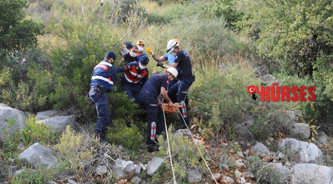 Ayağı kırılınca mahsur kaldı