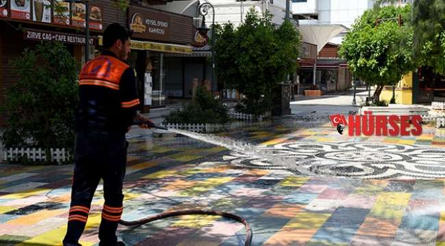 Muratpaşa dezenfekte olmaya devam ediyor