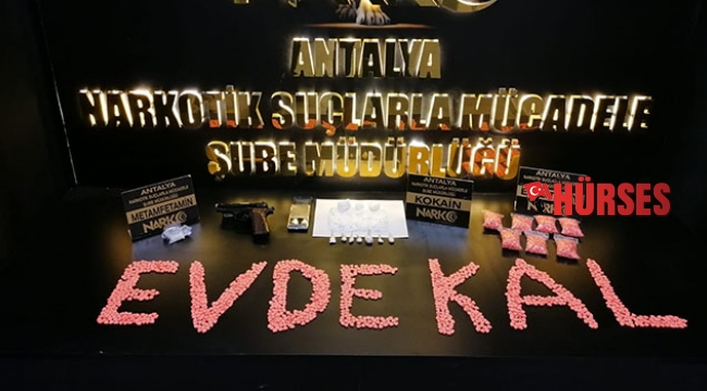 Polisten ‘Evde Kal’ mesajı