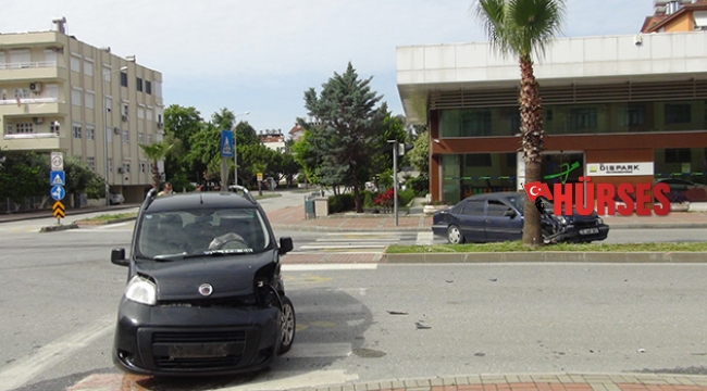 Antalya'da trafik kazası: 1 yaralı