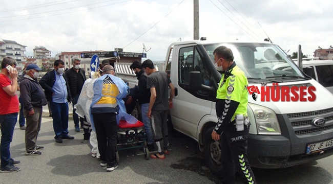 Antalya'da trafik kazası: 2 yaralı