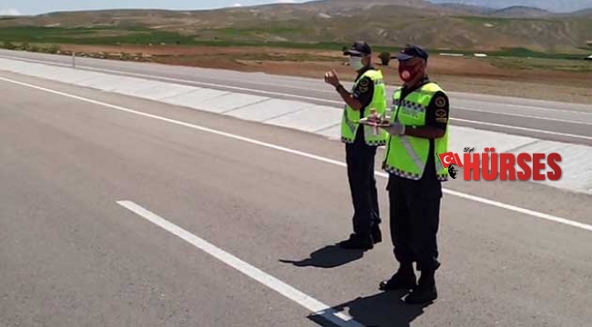 Jandarma trafiği denetledi