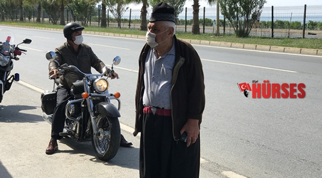 Yaşlı adam trafiği birbirine kattı