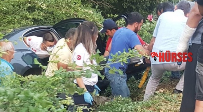 Alanya’da otomobil bahçeye uçtu