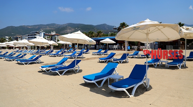 Alanya plajlarında kontrollü sosyal hayat başladı
