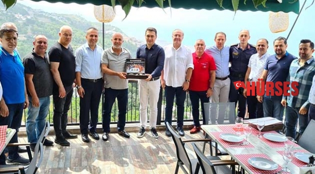 Alanyaspor’dan başsavcı Emre’ye veda kahvaltısı