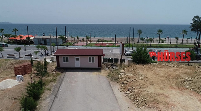 Arazisini kullanamayınca yolu kapattı