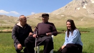 Bakan Çavuşoğlu’nun duygulandıran paylaşım