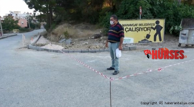 Kaldırım çalışmasına itiraz ederken, yolun yarısının arsadan geçtiğini öğrendi