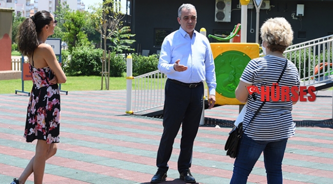 Parkları dolduran çocuklara sürpriz ziyaret