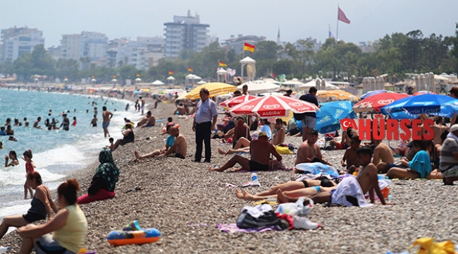 Turizm kenti Antalya, yüksek neme teslim