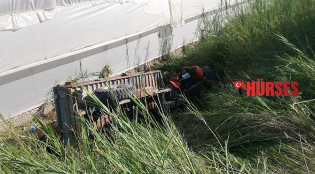 Antalya’da traktör devrildi: 1 ölü