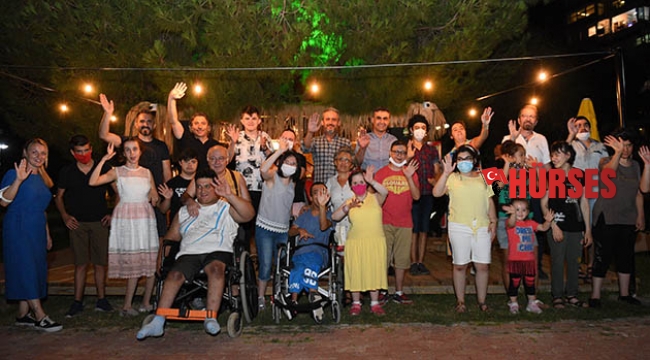 Engelsiz Kafe’de aileler yeniden bir arada