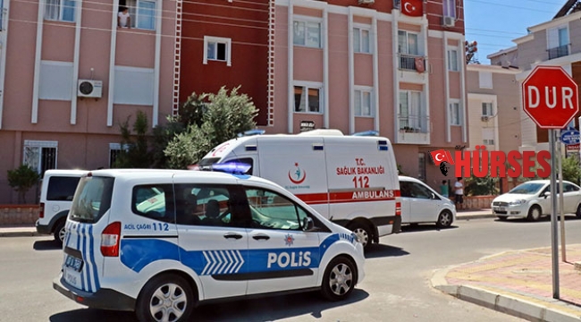 Evinde başından vurulmuş halde bulundu