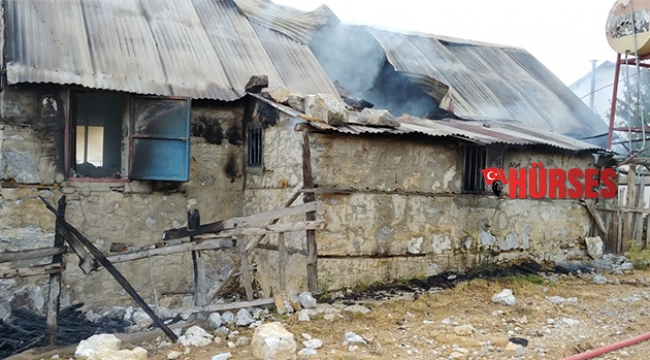 Fatma teyzenin yanan evi yeniden yapılıyor