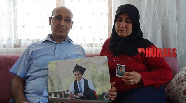 Kaybolan oğullarını gözyaşları içerisinde bekliyorlar