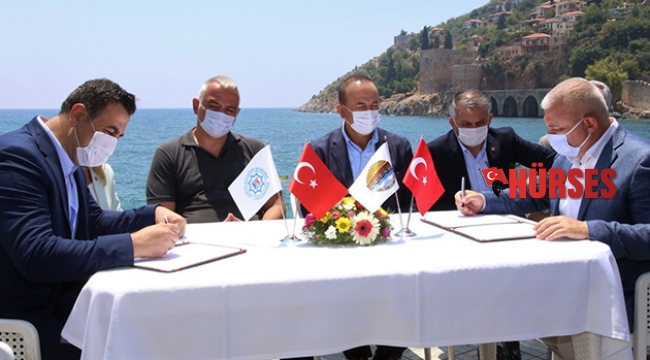Konaklı Kongre Merkezi için imzalar atıldı