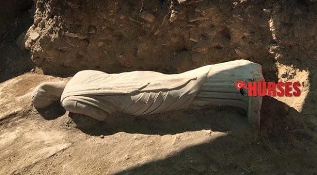 Perge Antik Kenti’nde kadın heykeli bulundu