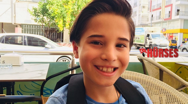 Saçlarını kanser hastalarına bağışladı