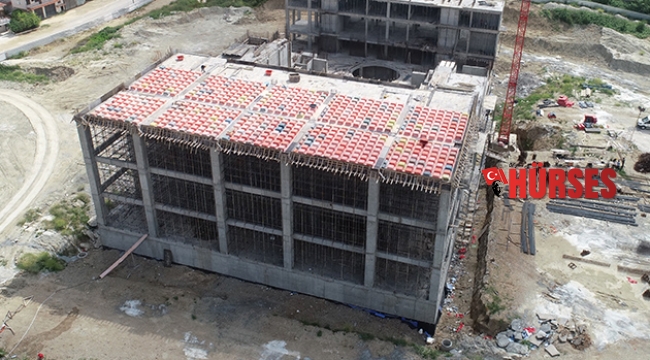 Serik Kültür Merkezi inşaatı devam ediyor