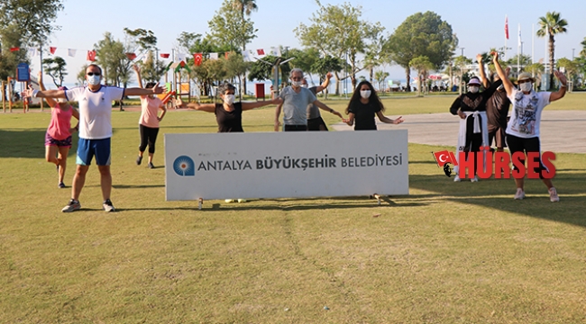Sosyal mesafeli sabah sporu