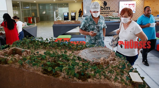Tarihi mekanların maketleri Büyükşehir fuayesinde