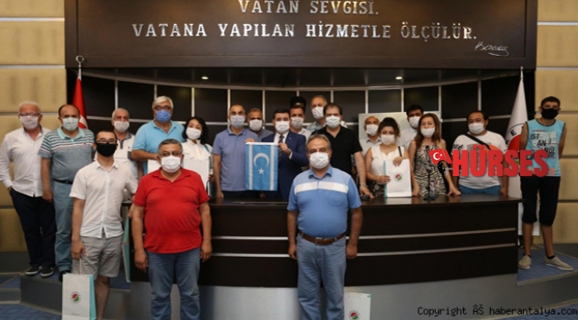 Tütüncü'ye AHDER'den pandemi teşekkürü