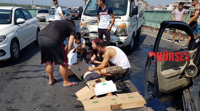 Akraba olan 2 sürücü, köprüde kazaya karıştı