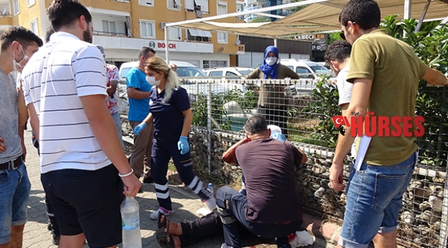 Alanya’da otomobil refüje çarptı: 1 yaralı