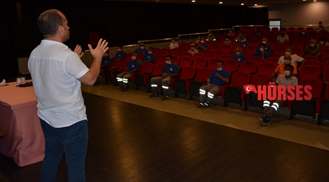 Alanya’da sinekle mücadele ekibine eğitim verildi