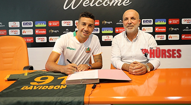 Alanyaspor’da 3 imza birden