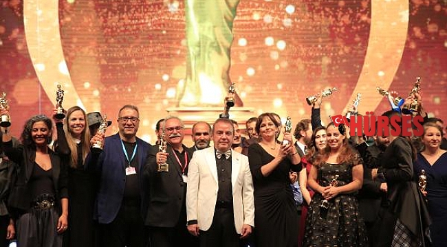 Altın Portakal film gösterimleri, açık havada