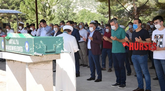 Antalya Vali Yardımcısı Sezgin’in acı günü