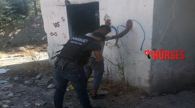 Antalya'da 310 polisle narkotik uygulaması