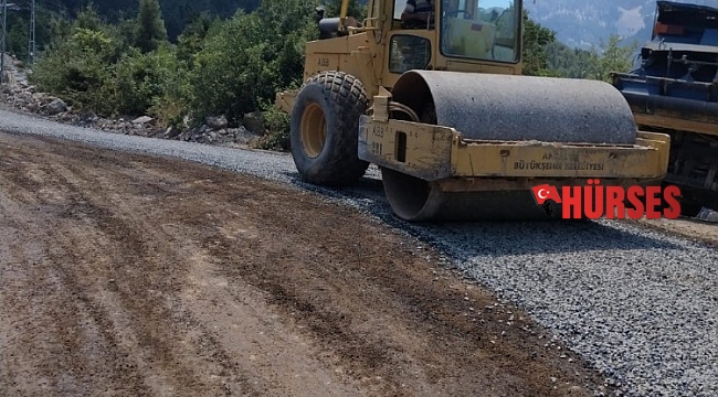 Büyükşehirden Gündoğmuş Köprülü yayla yoluna sathi asfalt