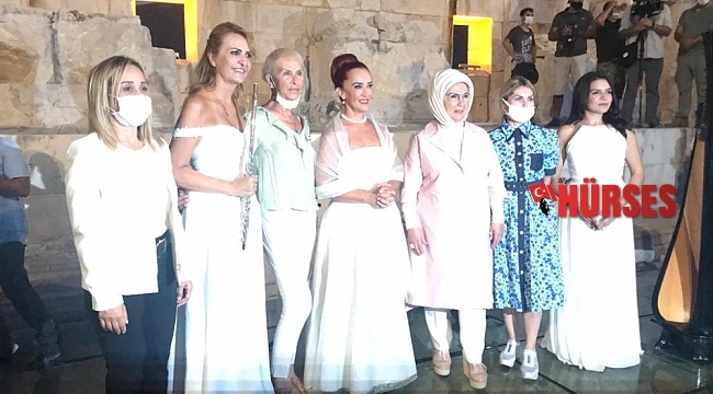 Emine Erdoğan, Patara Antik Kenti'ni ziyaret etti