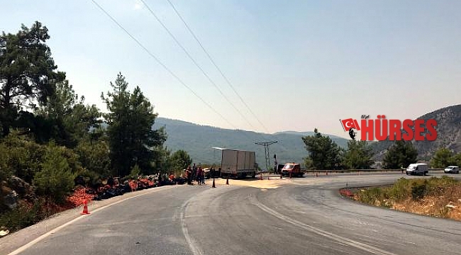 Kamyondan atladı ölümden kaçamadı