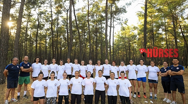 Muratpaşa Belediyespor  hazırlıklarını sürdürüyor
