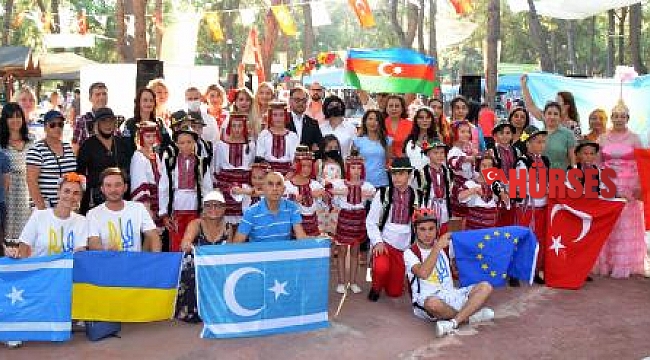Parkta Ukrayna rüzgarı esti