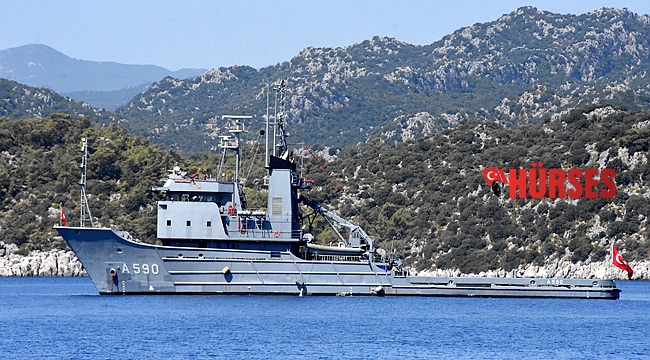 Türk ve Yunan fırkateynlerinin Akdeniz'deki bekleyişi sürüyor