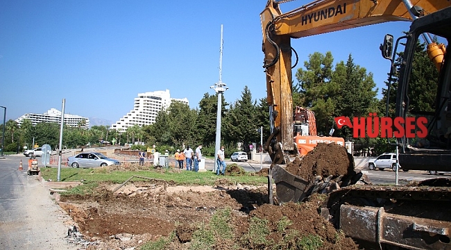 3. Etap Raylı Sistem çalışması Konyaaltı Caddesi'ne ulaştı