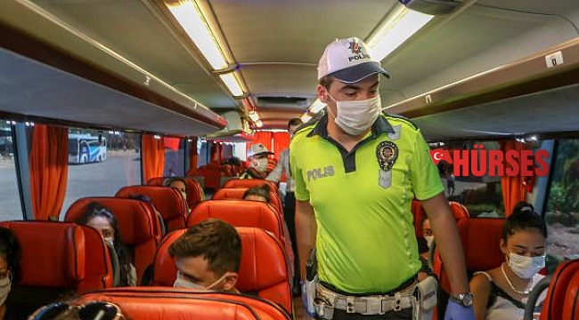 Antalya'da otobüs ve taksilere korona denetimi