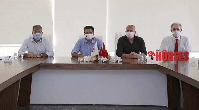 Başkan Genç: " 200 bin maske ve 25 bin litre dezenfektan dağıttık"
