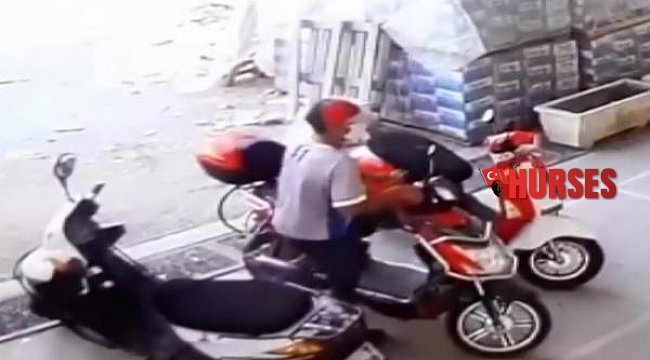 Cerrahi maskeyle yüzünü kapatıp, motosiklet çaldı