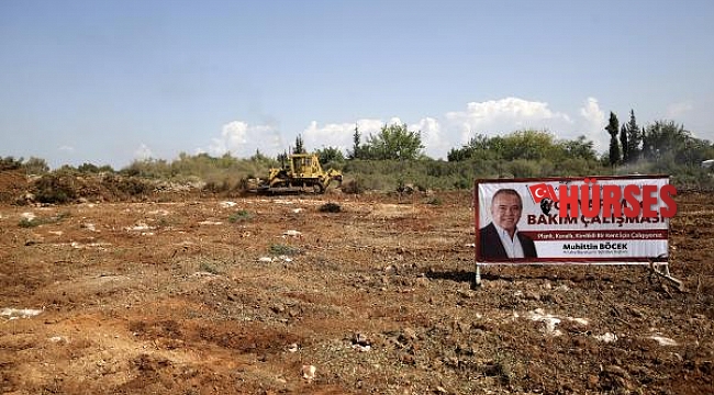İlk kazma Falezler Caddesi'ne vuruldu