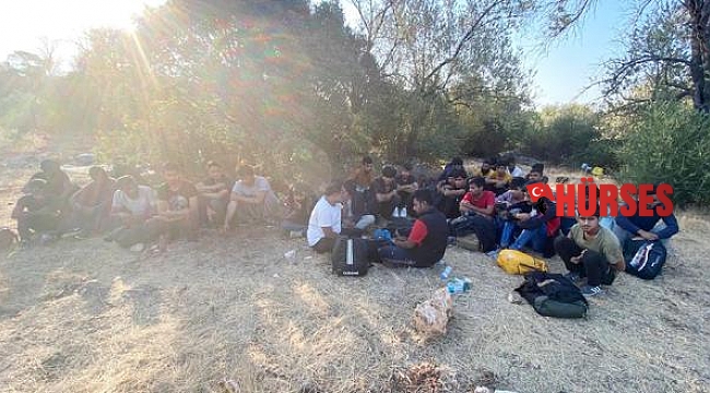 Kaş'ta 30 kaçak göçmen yakalandı