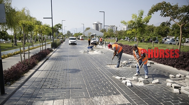 Konyaaltı Sahil Yolu'na bakım