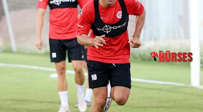 Podolski'den sevindirici haber